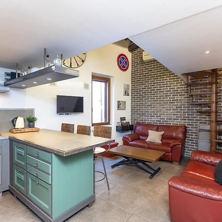 Mou Trastevere House By Rental In Рим Экстерьер фото
